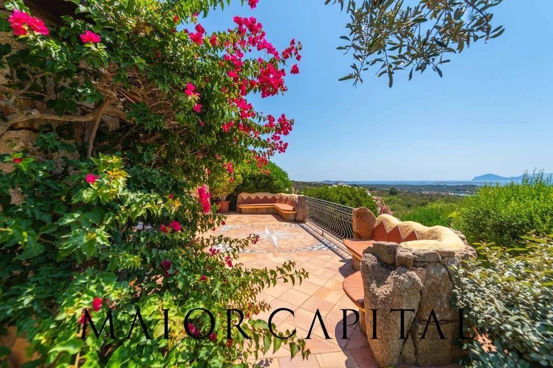 House in Area Arzachena Paese, Arzachena, Sardinia 5 - 17639153