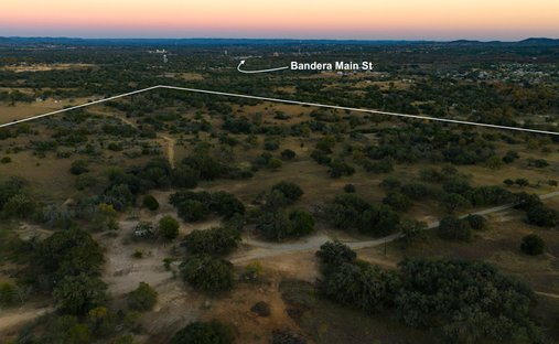 Farm Ranch in Bandera, Texas, United States 1