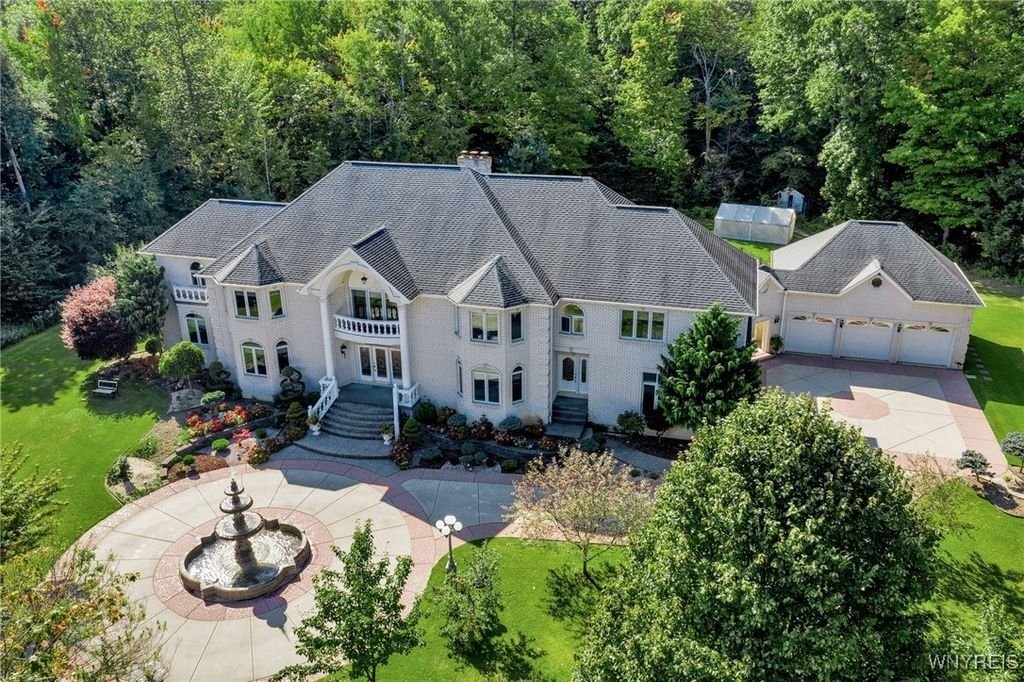 House in Orchard Park, New York, United States 2 - 14650794