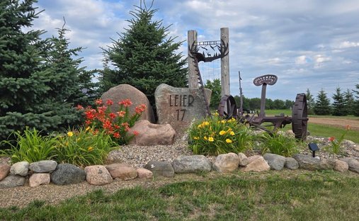 House in Velva, North Dakota, United States 1
