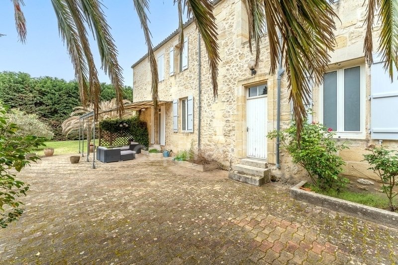 House in Nord Ouest, Saint-André-de-Cubzac, France 3 - 17629665