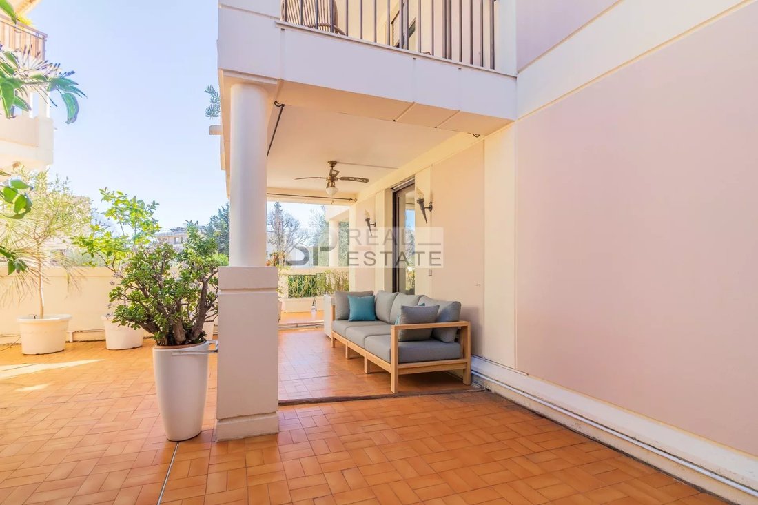 Apartment in Petit-Juas, Cannes, France 3 - 17234832
