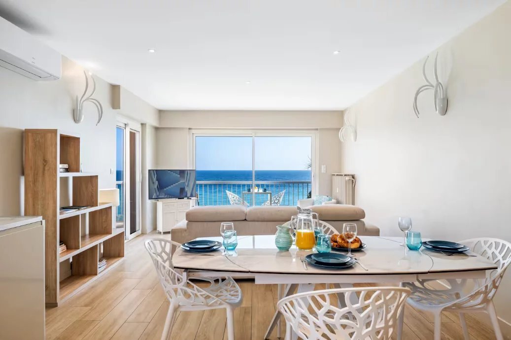 Apartment in Menton, Provence-Alpes-Côte d'Azur, France 3 - 17629736