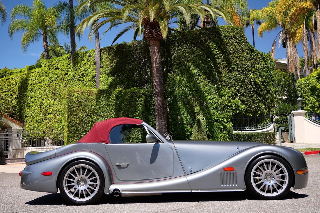 Cabriolet in West Hollywood, CA, United States 4 - 17630392