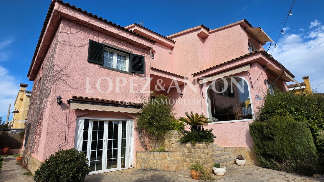 Villa in l'Eliana, Valencian Community, Spain 4 - 17640699