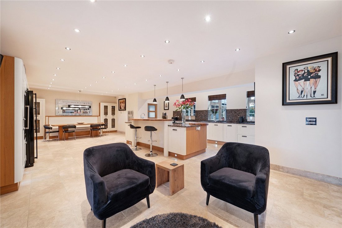 House in Slaid Hill, Leeds, England 3 - 17641069