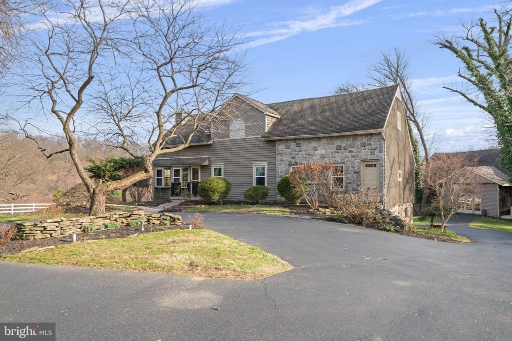 House in Cheyney University, Pennsylvania, United States 1 - 17640015