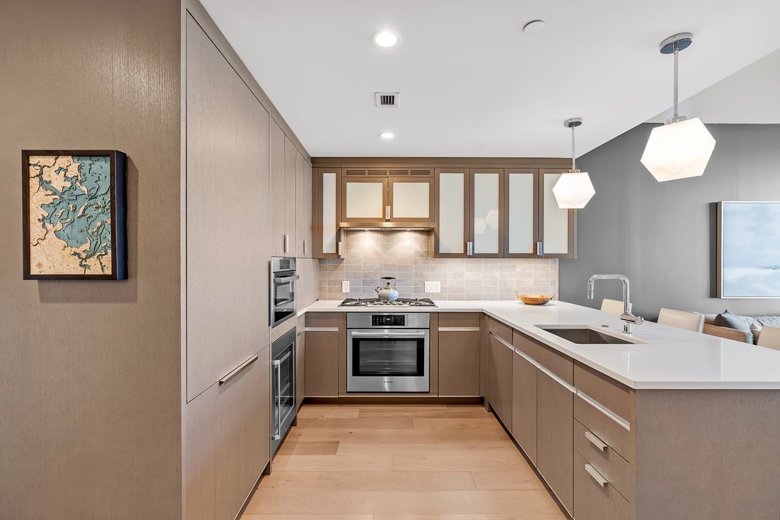 Condo in Boston, Massachusetts, United States 3 - 17641987