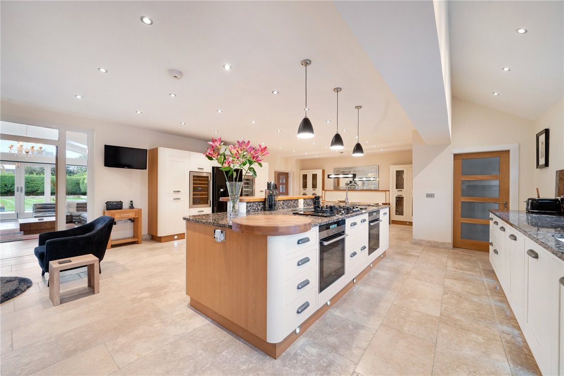 House in Slaid Hill, Leeds, England 2 - 17641069