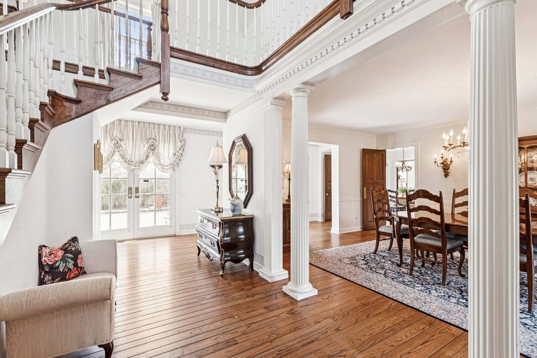 House in Palatine, Illinois, United States 3 - 17639625