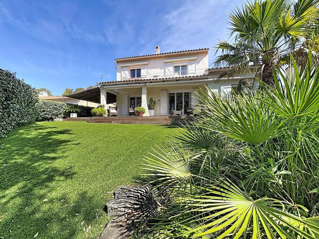 Villa a Le Dramont-Agay-Anthéor-Le Trayas, Saint-Raphaël, Francia 1 - 17144637