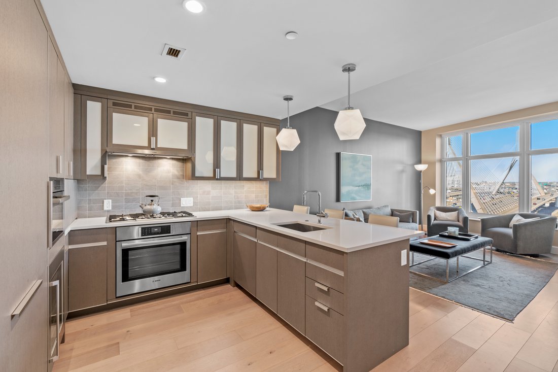 Condo in Boston, Massachusetts, United States 1 - 17641987