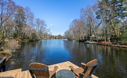 House in Medford Lakes, New Jersey, United States 1
