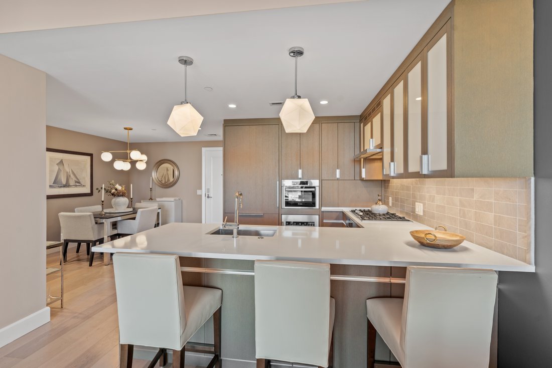 Condo in Boston, Massachusetts, United States 4 - 17641987