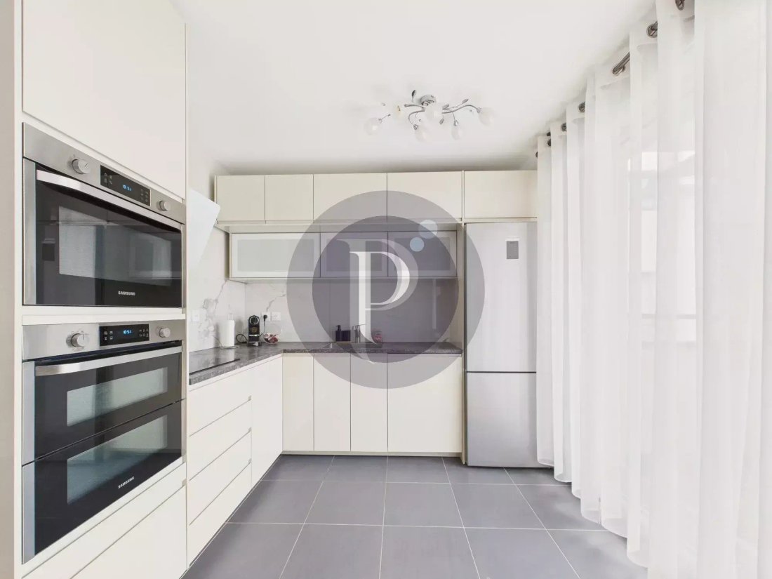 Apartment in Antony, Ile-de-France, France 2 - 16709950