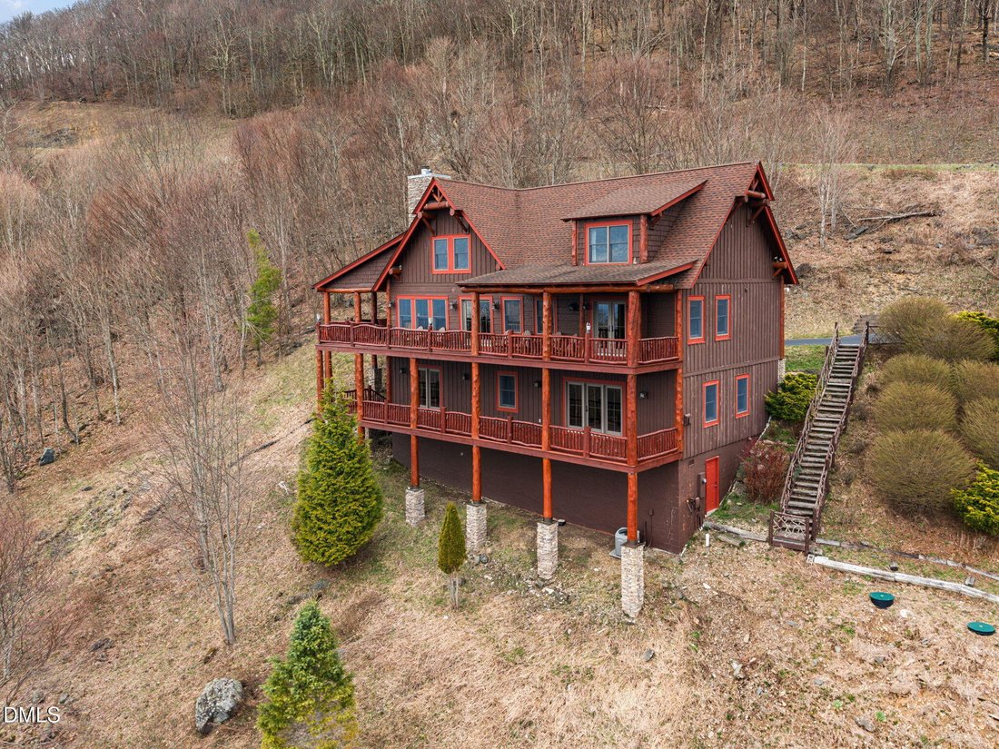 House in Zionville, North Carolina, United States 4 - 17639842