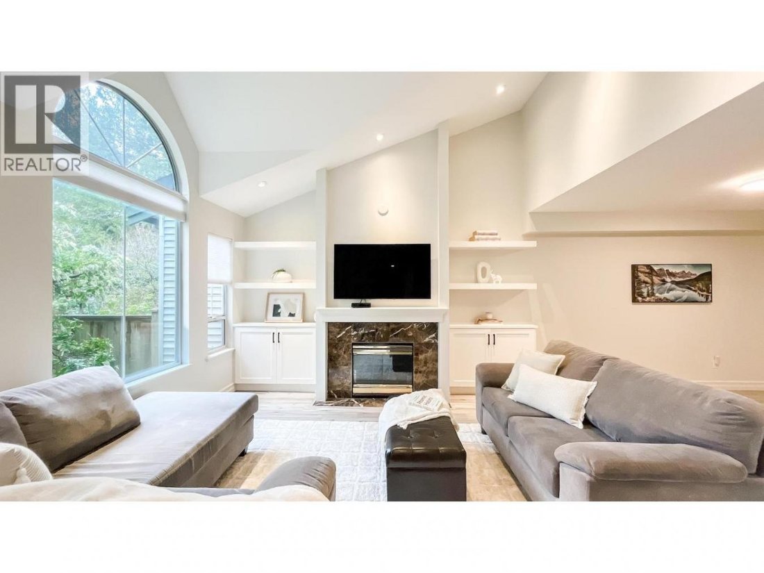 House in Burnaby, British Columbia, Canada 1 - 17641477
