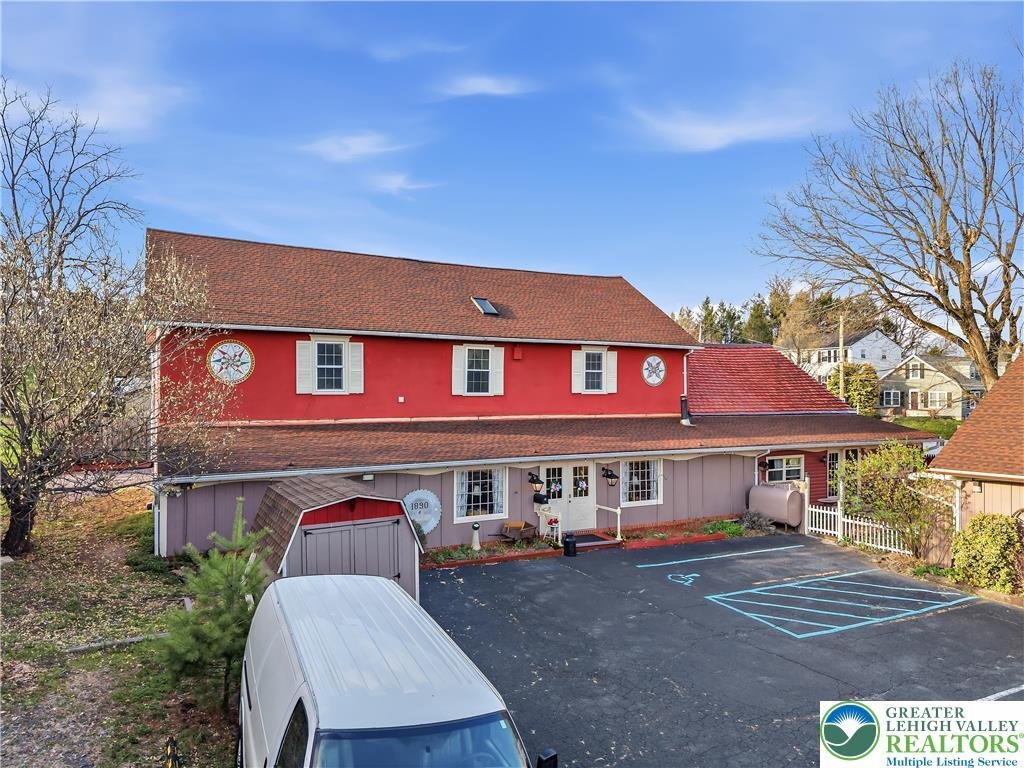 Whitehall Twp, Pennsylvania, United States 2 - 17639947