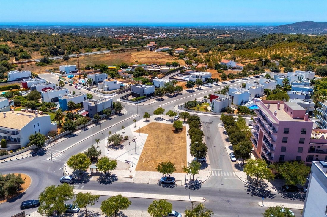 Land in Loule (Sao Clemente), Algarve, Portugal 1 - 17641018