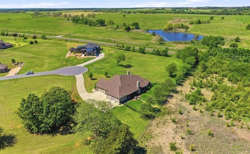 House in Gordonville, Texas, United States 1