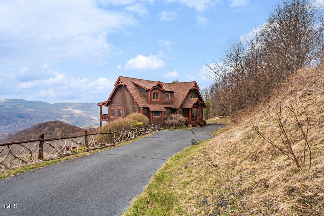 House in Zionville, North Carolina, United States 3 - 17639842