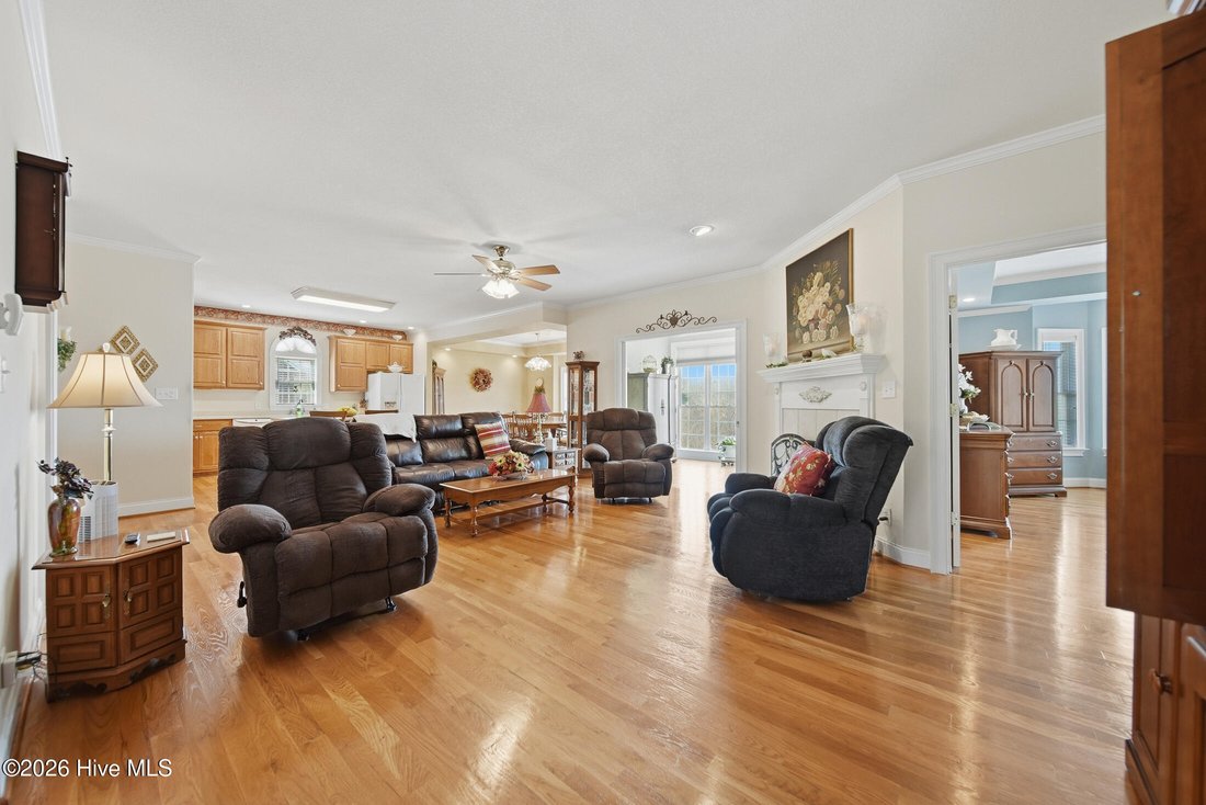 House in Lenoir, North Carolina, United States 4 - 17640095