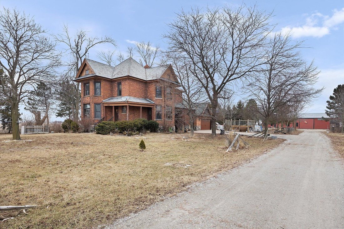 House in Tilbury, Ontario, Canada 3 - 17640388
