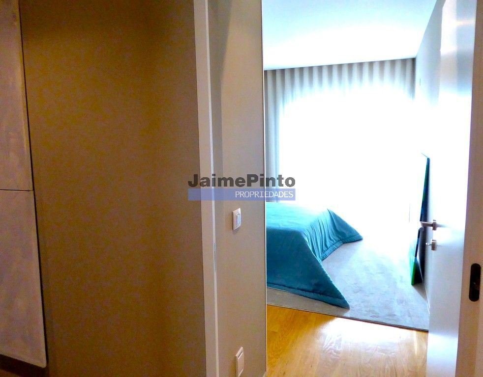 Apartment in Aldoar, Foz do Douro e Nevogilde, Porto District, Portugal 5 - 17640725
