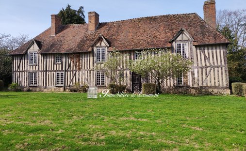 Villa in Bernay, Normandy, France 1