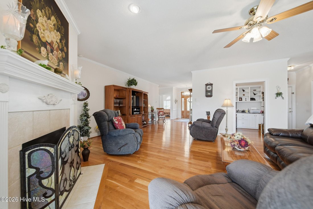 House in Lenoir, North Carolina, United States 5 - 17640095