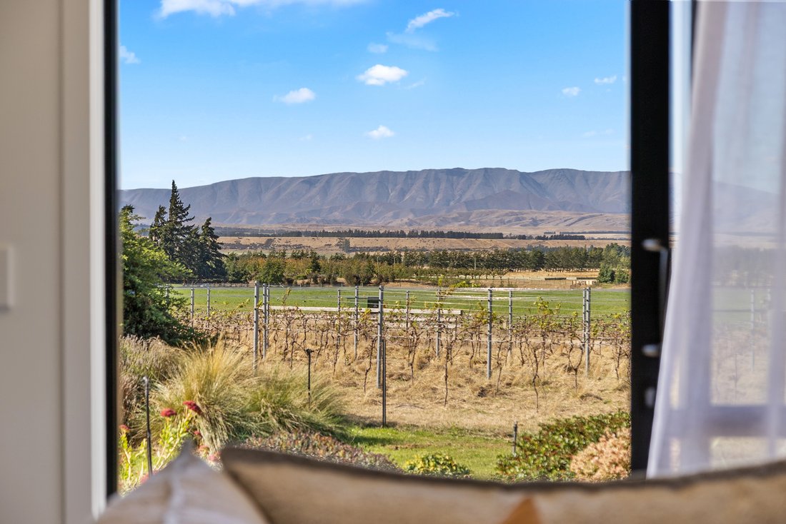 Queensberry, Otago, New Zealand 5 - 17641936