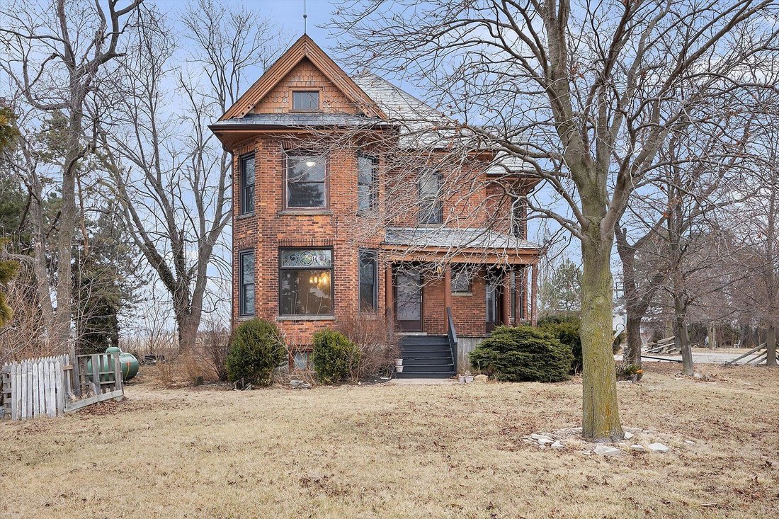 House in Tilbury, Ontario, Canada 1 - 17640388