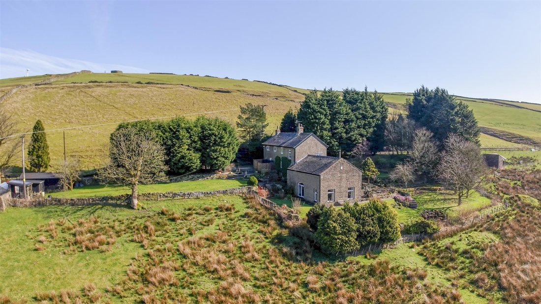 House in Crawshawbooth, Borough of Rossendale, England 3 - 17641006