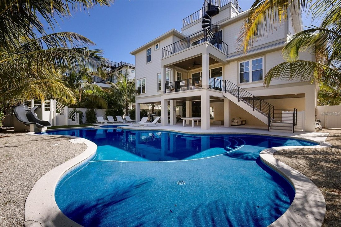 House in Sarasota, Florida, United States 2 - 17640216