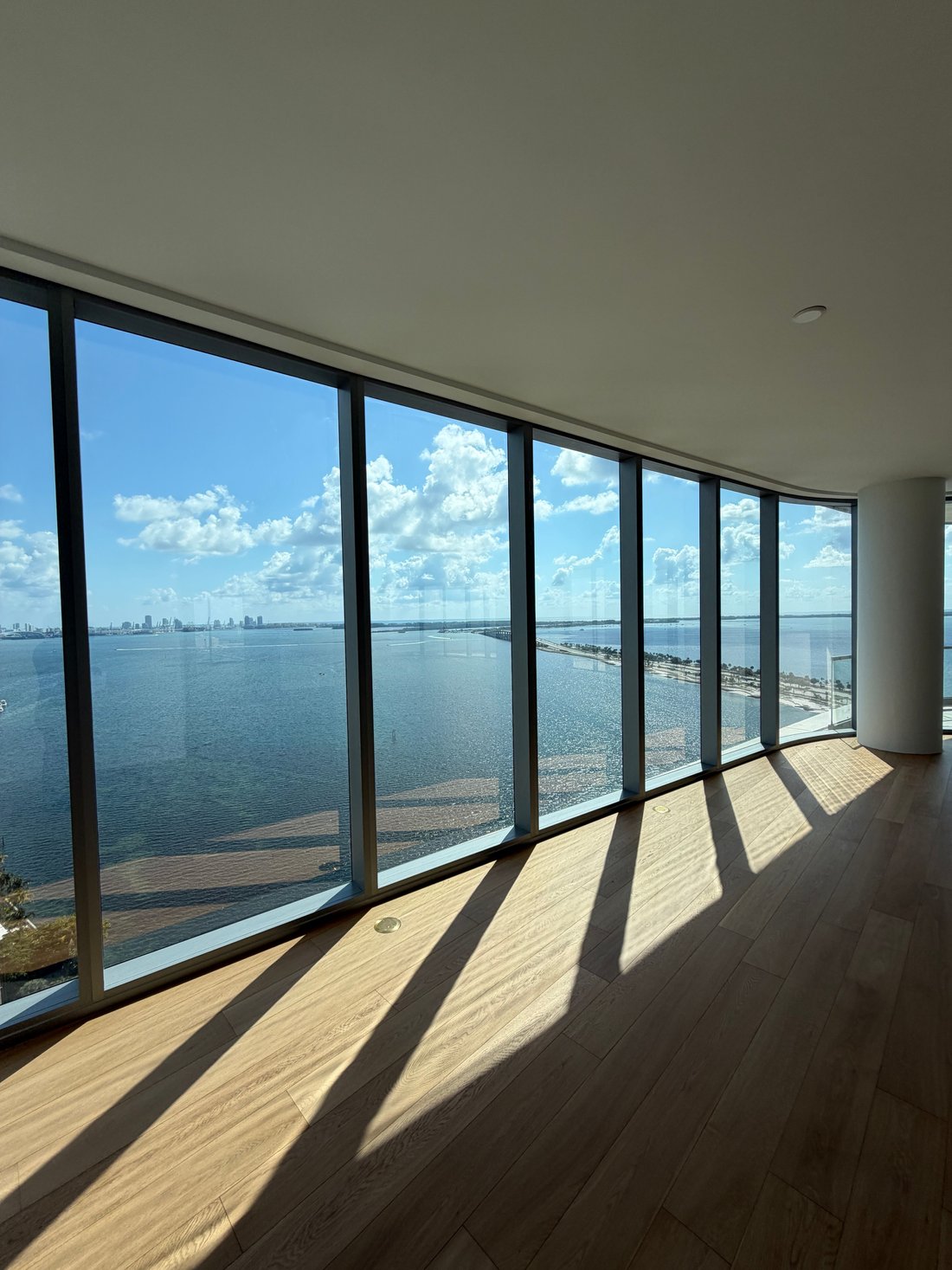 Condo in Miami, Florida, United States 5 - 17641949