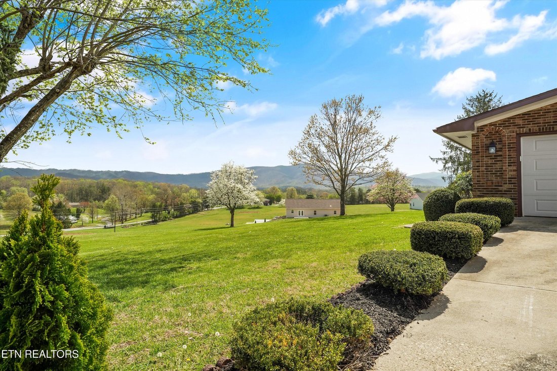 House in Newport, Tennessee, United States 3 - 17639669
