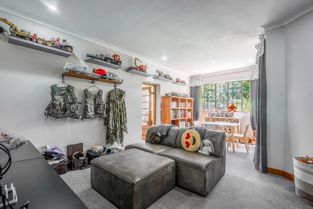 House in Johannesburg, Gauteng, South Africa 4 - 17641905