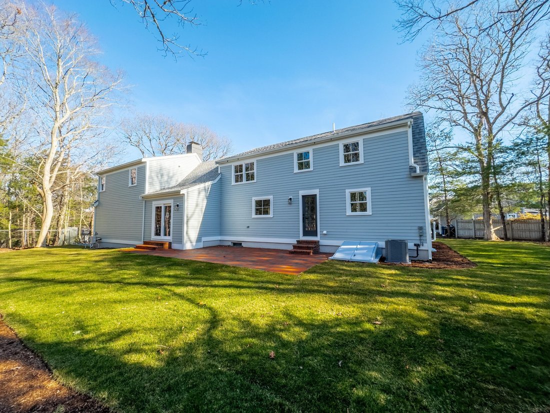 House in Falmouth, Massachusetts, United States 2 - 17141162