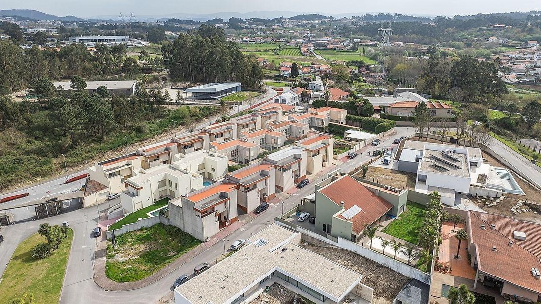 Paços de Ferreira, Porto District, Portugal 4 - 17640785