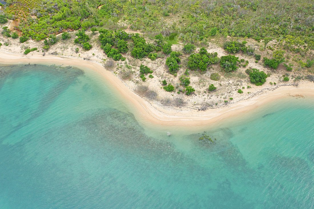 Land in Cape Gloucester, Queensland, Australia 1 - 17642005