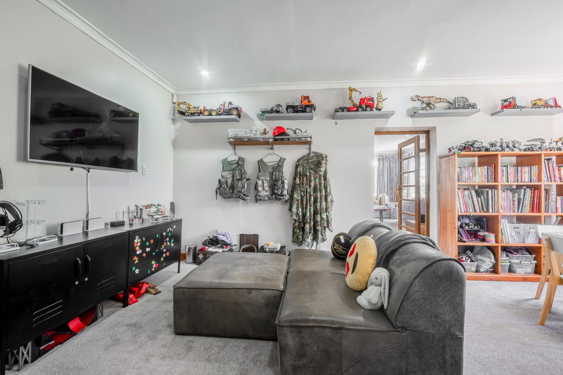 House in Johannesburg, Gauteng, South Africa 5 - 17641905