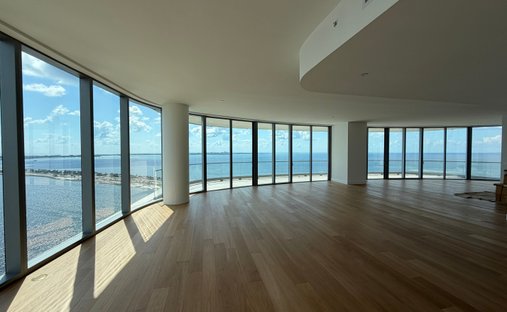 Condo in Miami, Florida, United States 1