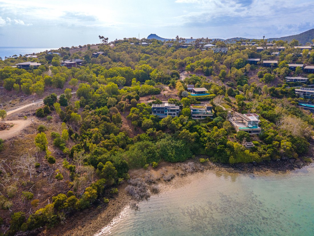 Land in Hamilton Island, Queensland, Australia 2 - 17641963
