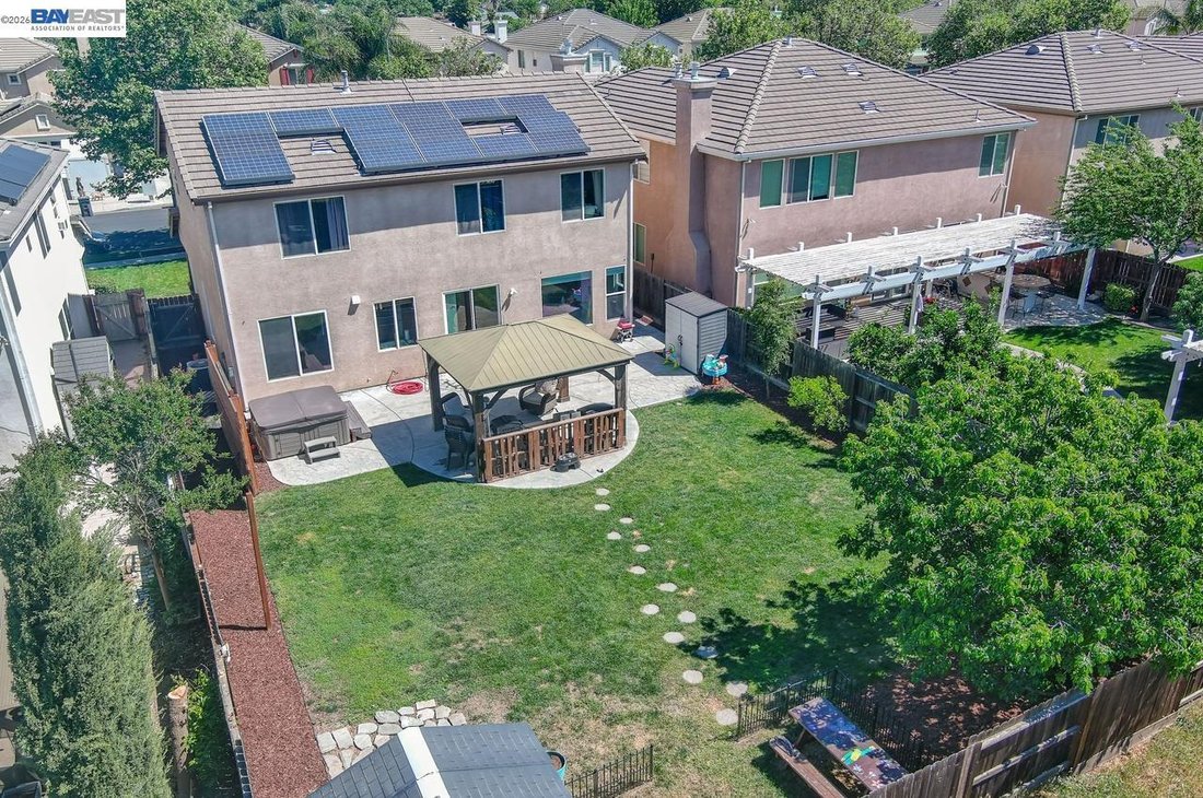 House in Tracy, California, United States 5 - 17639877