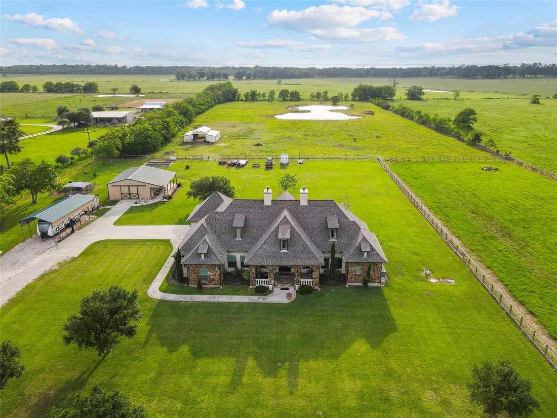 House in Anahuac, Texas, United States 1 - 17640233
