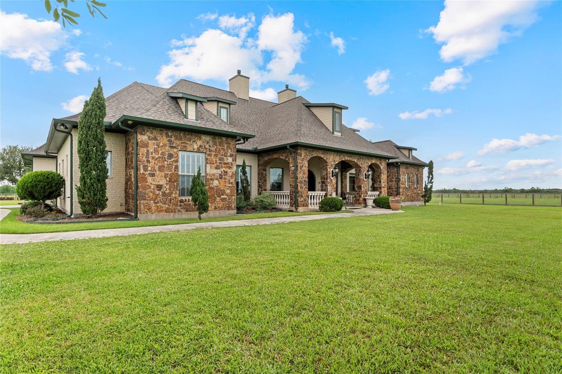 House in Anahuac, Texas, United States 5 - 17640233
