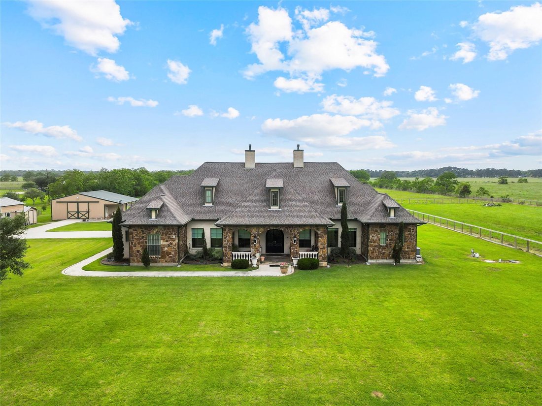 House in Anahuac, Texas, United States 4 - 17640233