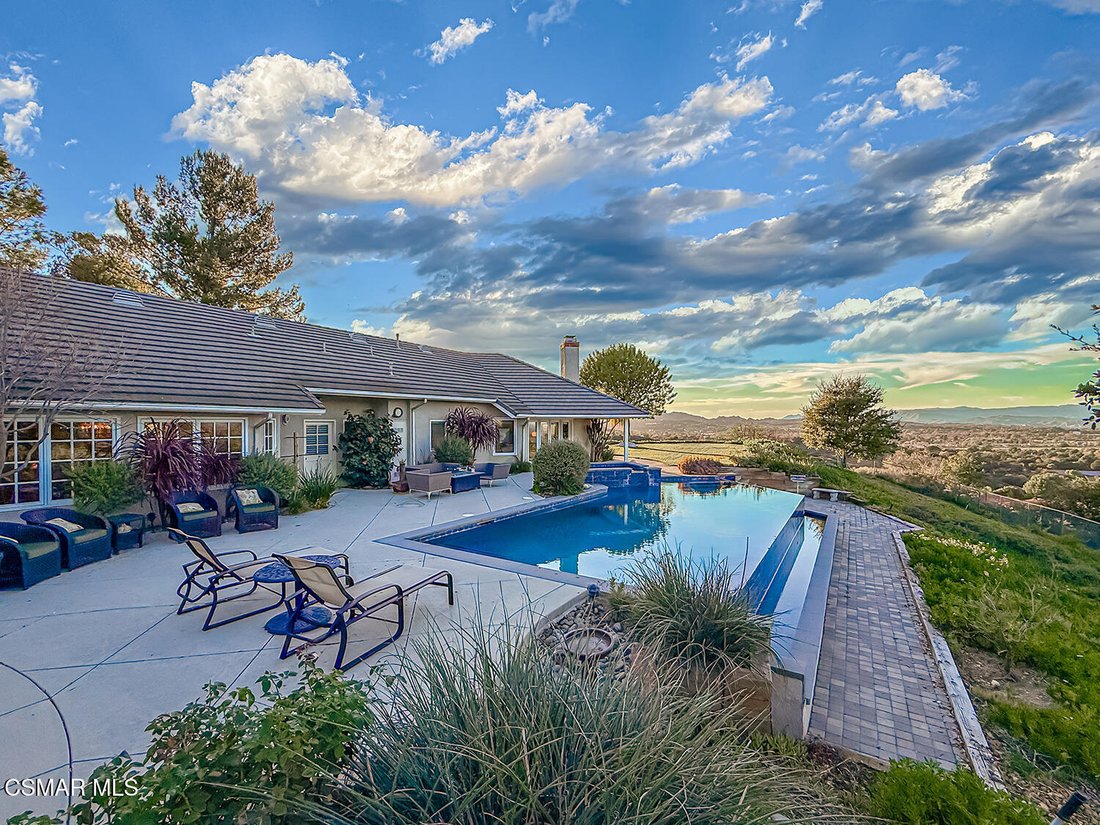 House in Santa Clarita, California, United States 4 - 17639671