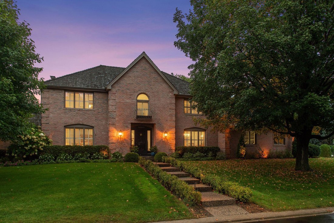 House in Eden Prairie, Minnesota, United States 1 - 17642176