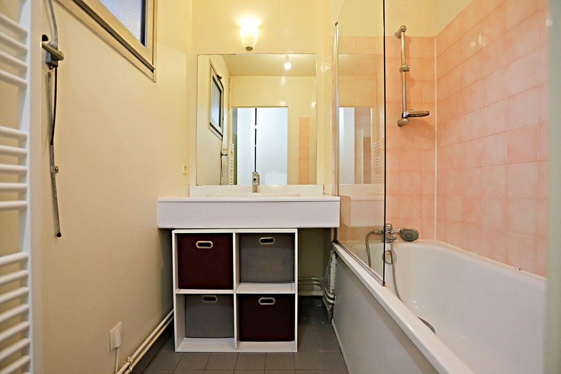 Apartment in Mouton Duvernet, Paris 14e Arrondissement, Paris 4 - 17643319